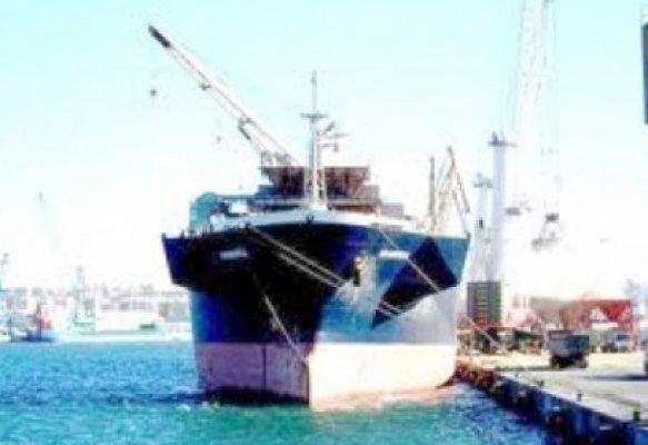 Marinarii de pe Grandiosa s-au lăsat pe mâna sindicaliştilor